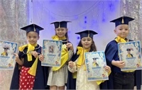 Încă o generație de mici absolvenți la Indigo!