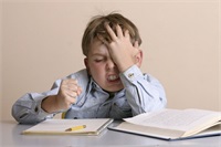 Cum ajutăm copilul la efectuarea temelor pentru acasă păstrându-ne calmul? Povestește pedagogul anului V. Vohmeanin
